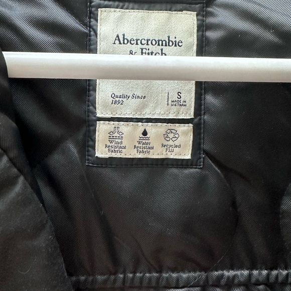 Abercrombie Quilted Jacket - Picture 2 of 2
